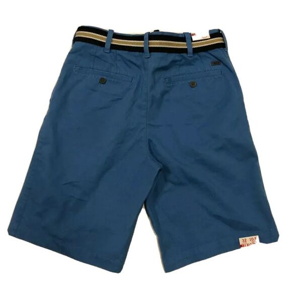 Izod Shorts Mens 32 Free Belt - Picture 2 of 2